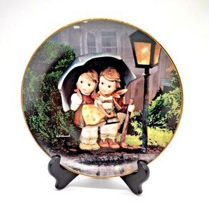 Hummel Plate Collectable 8" Danbury Mint Stormy Weather Gold Numbered 1989 Rain